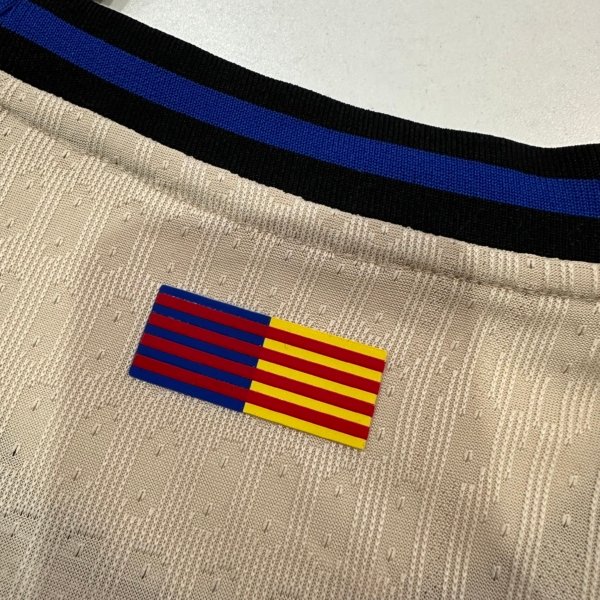 BARCELON AWAY PLAYER VERSION 25/26 - Image 4