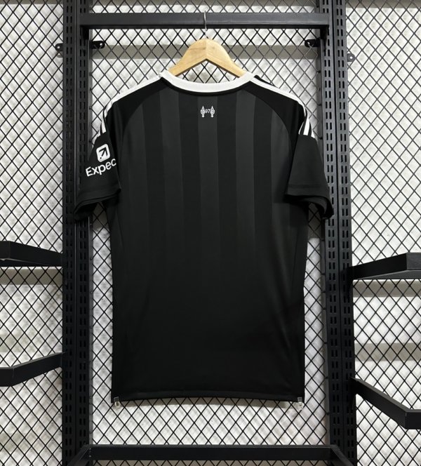 LIVERPOOL GOALKEEPER 25/26 - Image 6