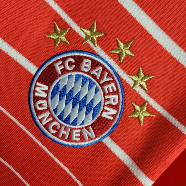 BAYERN HOME 22/23 - Image 4